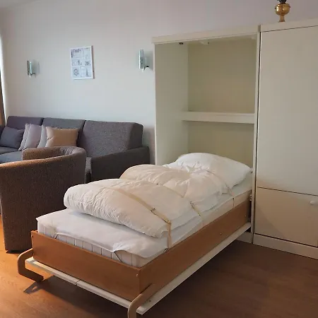 Riviera-seeblick-aussenschwimmbad-riv-14 Appartement *